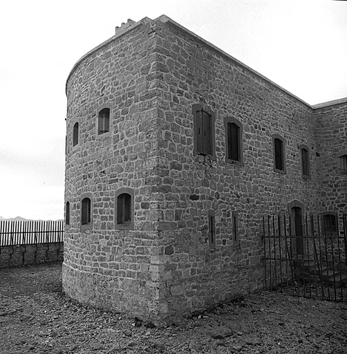 Blockhaus, arrière gauche.