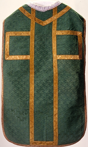 chasuble, voile de calice, étole, manipule, bourse de corporal (ornement vert) (No 1)