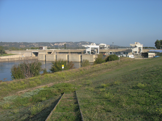 centrale hydroélectrique dite usine-écluse d'Avignon