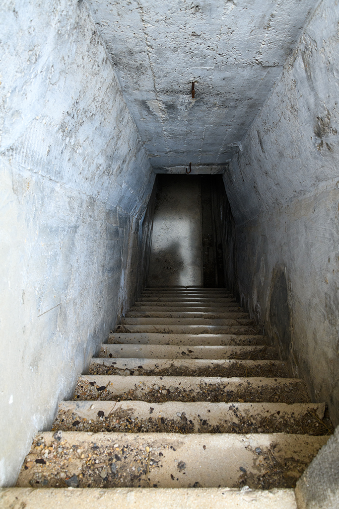 Batterie du Pharo, batterie haute, escalier d'accès à la galerie souterraine desservant une des casemates R671 médianes
