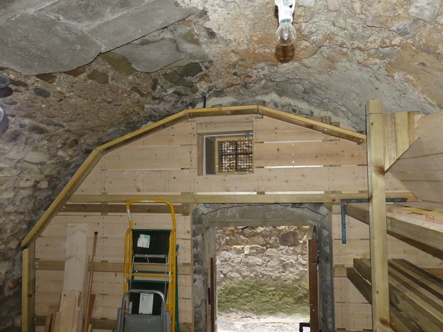 Etage de soubassement, cellier. Vue de volume prise du nord.