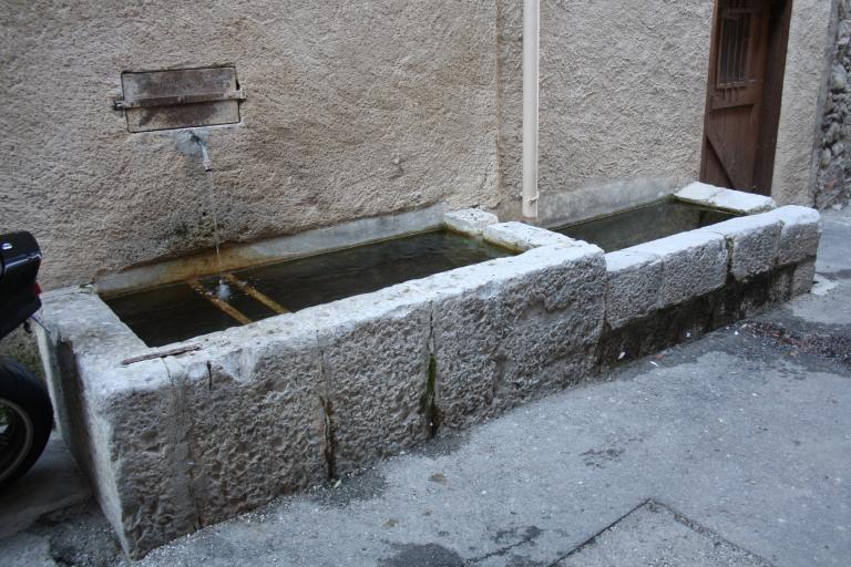 fontaine-lavoir