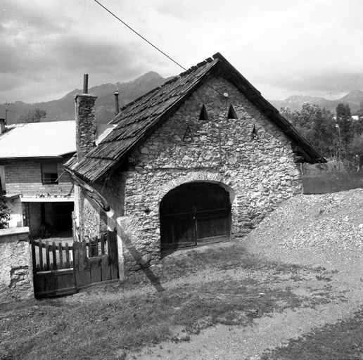 Bâtiment B. Pignon sud.