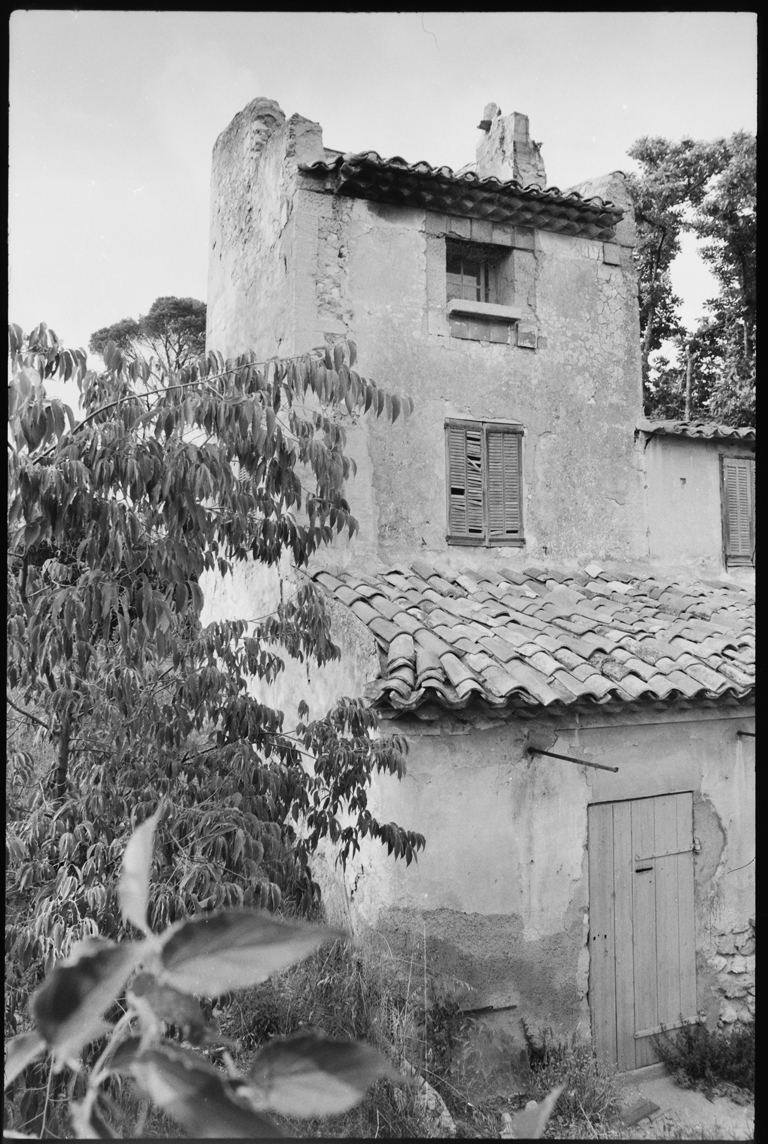 Pigeonnier. Façade antérieure (sud).