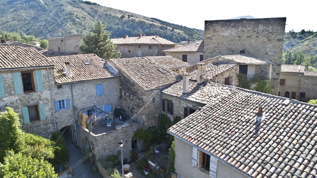 Vue aérienne de situation, prise du sud-ouest.
