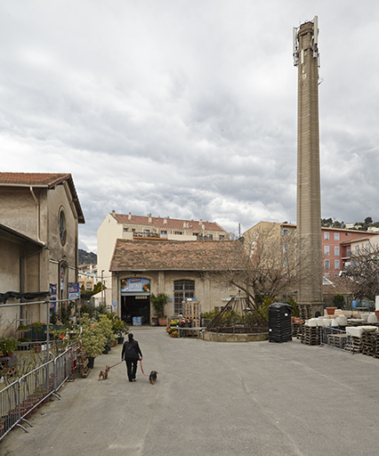 coopérative agricole et parfumerie (coopérative de distillation de plantes à parfum, distillerie de fleur d'oranger, coopérative d'approvisionnement) dite Coopérative Nerolium