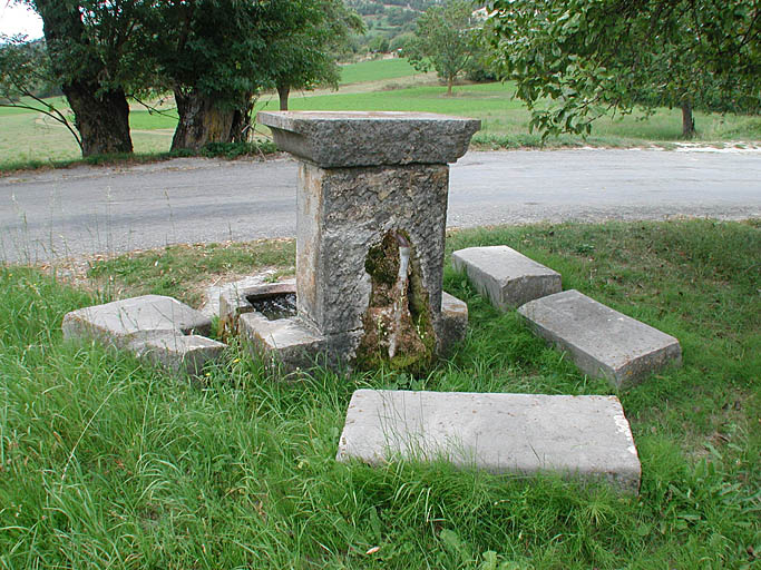 fontaine, lavoir