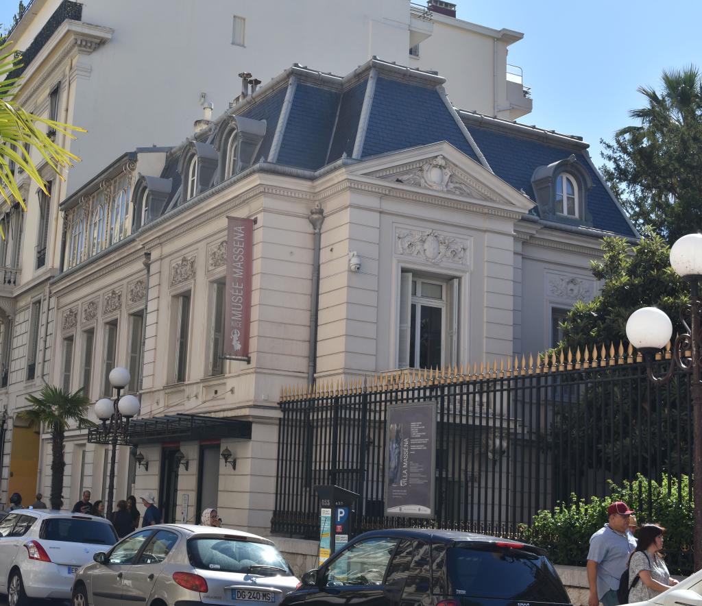 maison de villégiature (villa balnéaire) dite Villa Masséna, actuel musée sous le nom de Villa ou Palais Masséna