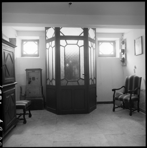 Tambour d'entrée dans le vestibule.
