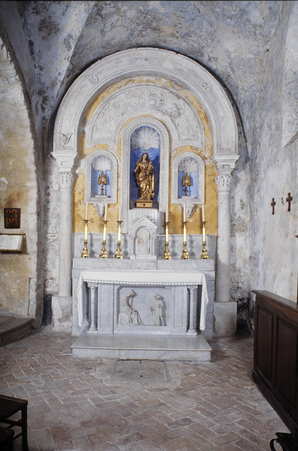 ensemble de la Vierge (autel, gradins d'autel (2), tabernacle, retable)