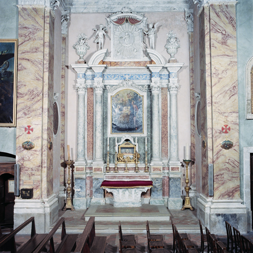 ensemble de l'autel et retable (N° 2) de saint Joseph (autel, 2 gradins d'autel, retable)