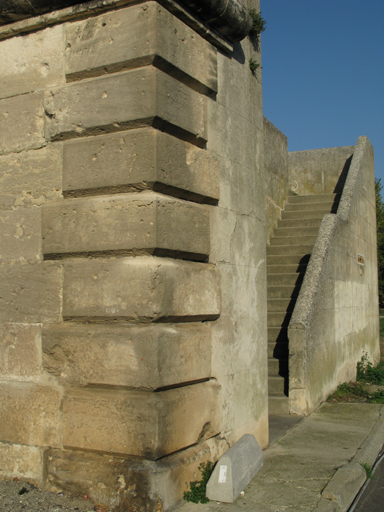 pont ferroviaire de Trinquetaille dit aussi pont de Lunel ou pont aux Lions