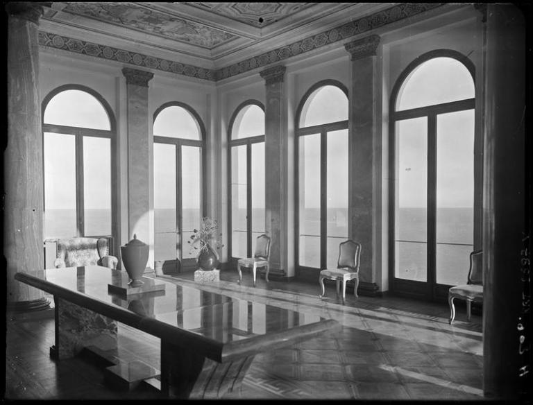 maison de villégiature (villa balnéaire) dite Palais Castellamare ou Villa Orlamonde, un temps hôtel de voyageurs sous le nom de Palais Maeterlinck, actuellement immeuble