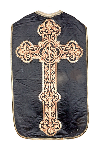 Chasuble, étole, manipule et voile de calice (ornement noir)