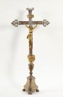 Croix d'autel (N° 2) : Christ en croix