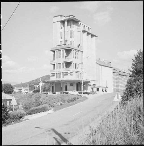 coopérative agricole (coopérative céréalière) dite Coopérative de blé de la région de Riez