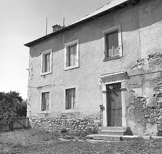 Façade sud. La partie XIXe siècle.