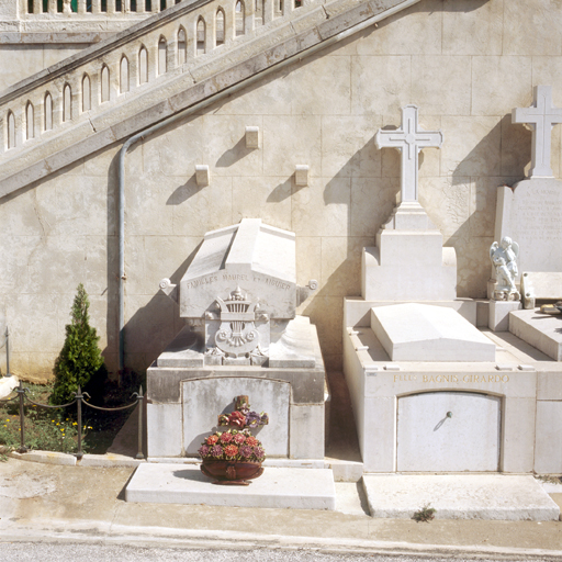 tombeau des familles Maurel et Aiguier