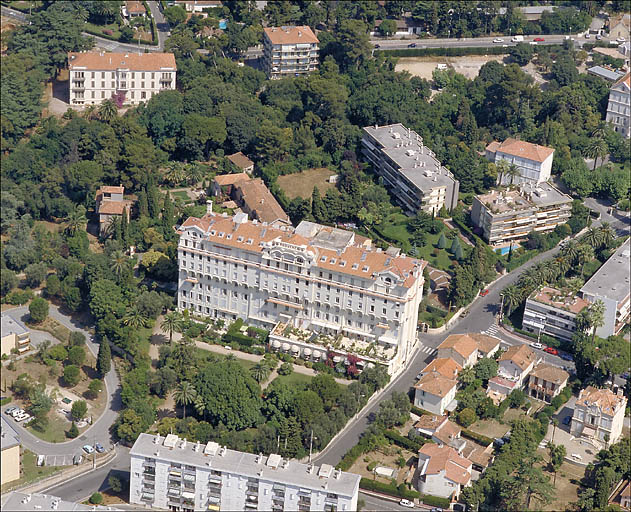 hôtel de voyageurs dit Hôtel de Provence, actuellement immeuble dit Palais de Provence