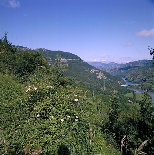 ensemble fortifié de Saint-Vincent-les-Forts, de l'organisation défensive de l'Ubaye.