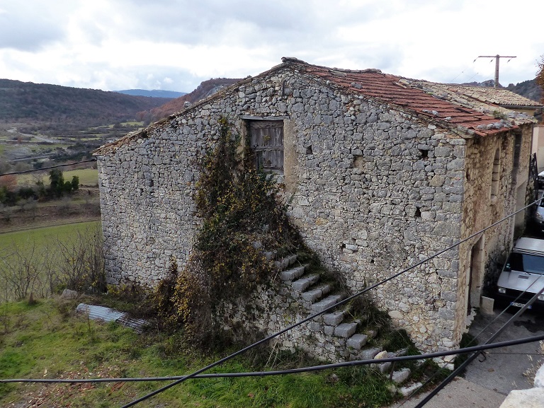 Entrepôt agricole du Chemin Neuf (1841 B4 614). Elévation est, escalier extérieur. 