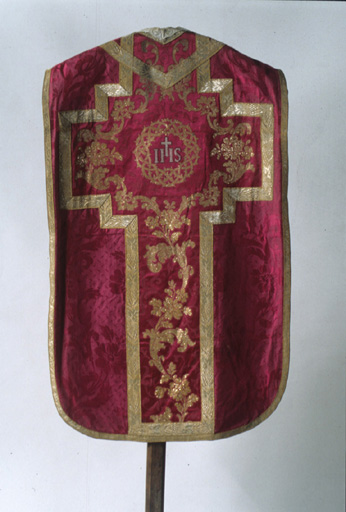 chasuble, bourse de corporal (ornement rouge)