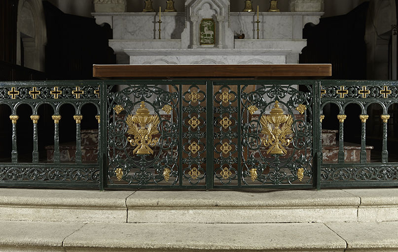 Clôture de chœur (table de communion)