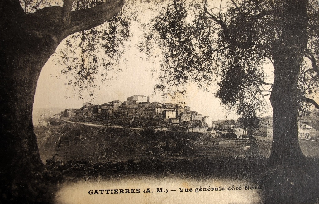 GATTIERES (A.-M.) – Vue générale côté nord.