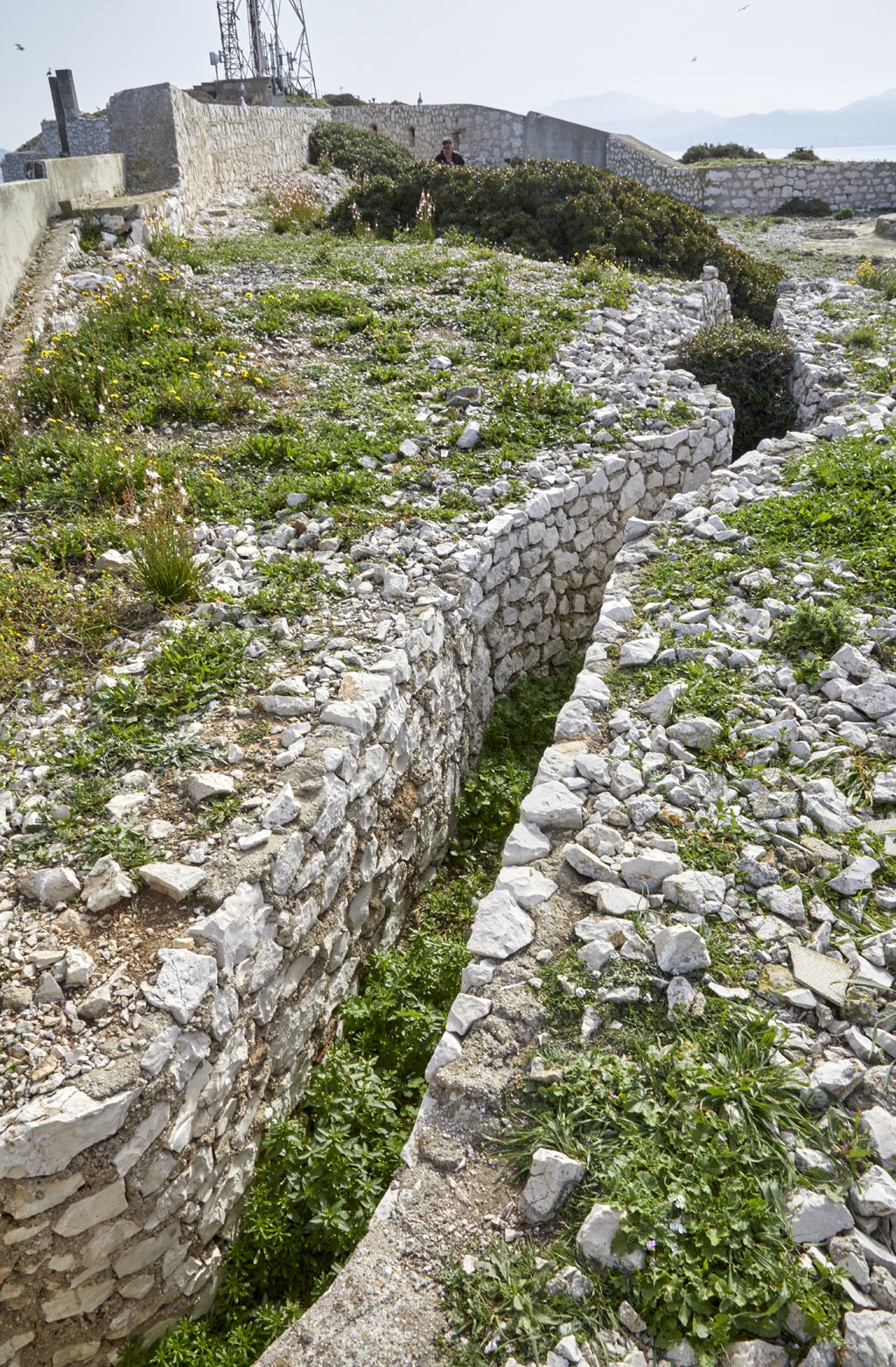 Batterie ouest, tranchée dans le grand saillant nord (i)