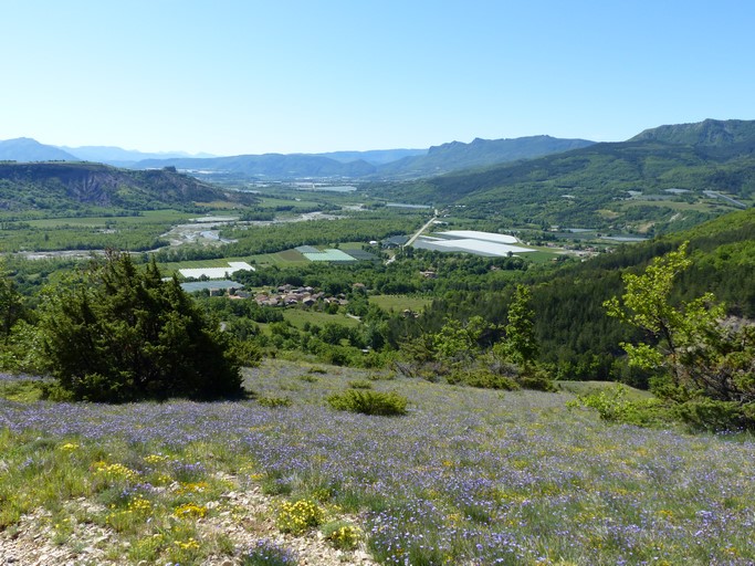 présentation de l'ancienne commune de Châteauneuf-de-Chabre