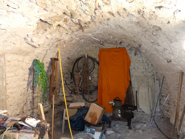 Etage de soubassement, pièce sud. Vue de volume prise de l'est.
