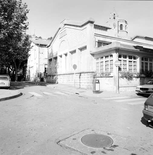 école et halle, actuellement école Marie-Signoret