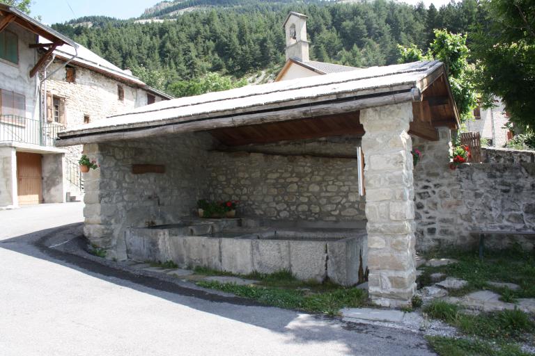 fontaine-lavoir