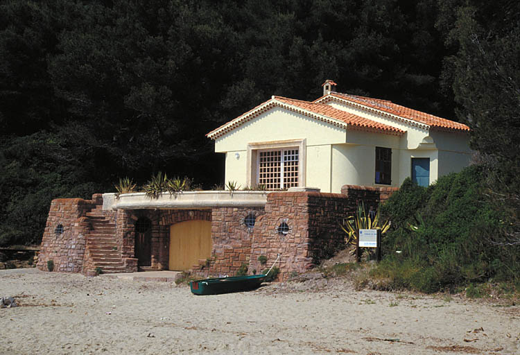 La maison du pêcheur. Vue de volume prise du sud-est