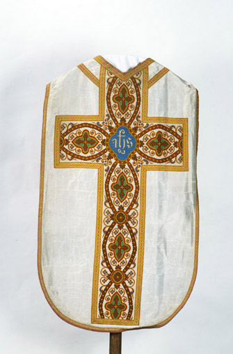 chasuble, manipule (ornement blanc)