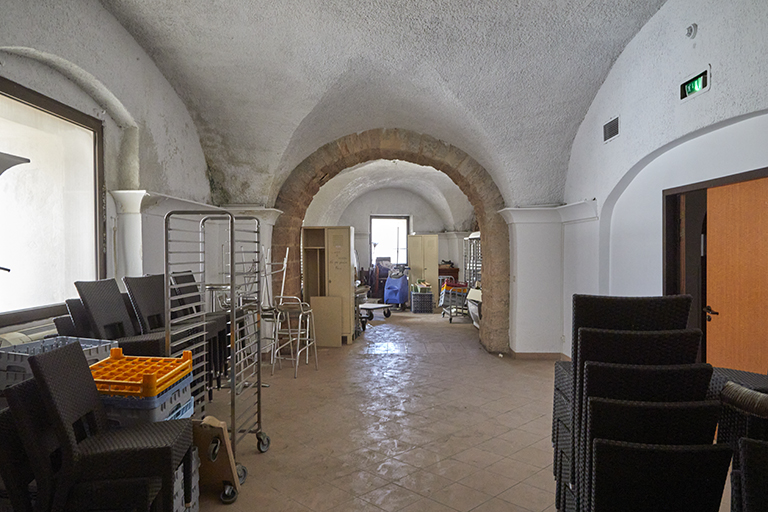 Fort Ganteaume : détail des casemates en rez-de-cour du demi bastion.