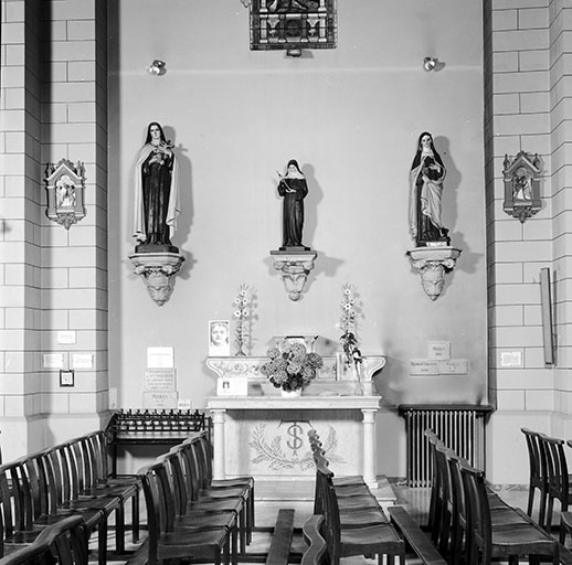 ensemble de l'autel de sainte Thérèse (autel, 2 gradins d'autel, tabernacle)