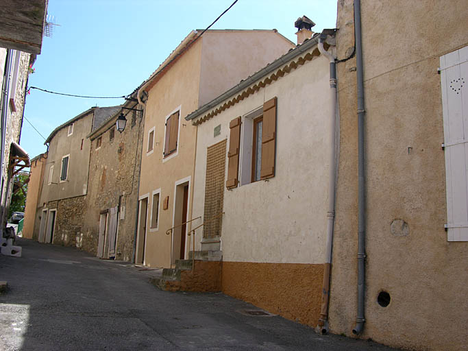 Village. Maisons parcelles E 92 à 95. Elévations nord sur la Grande Rue.