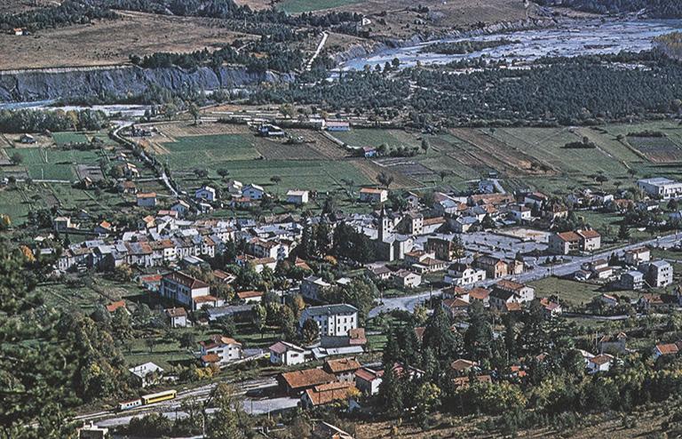 Hameau de forestage de Harkis de Saint-André-les-Alpes