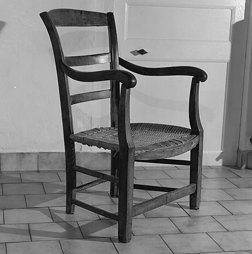 fauteuil (n° 12)