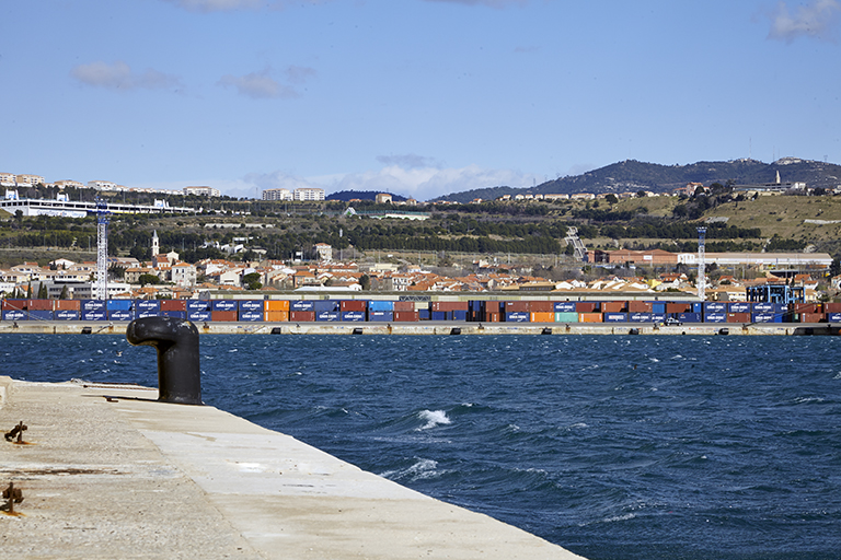 bassin de port dit bassin Mirabeau