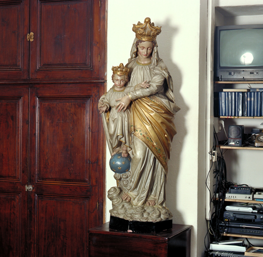 statue : Vierge à l'Enfant en majesté