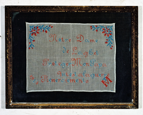 ex-voto, tableau de broderie : Demande de protection d'un soldat, T.M.