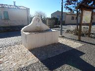 fontaine dite fontaine de Villeneuve