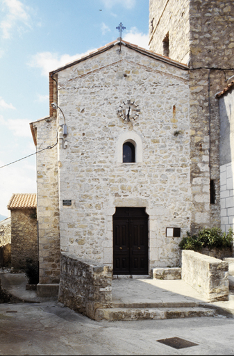 église paroissiale Saint-Jacques-Apôtre