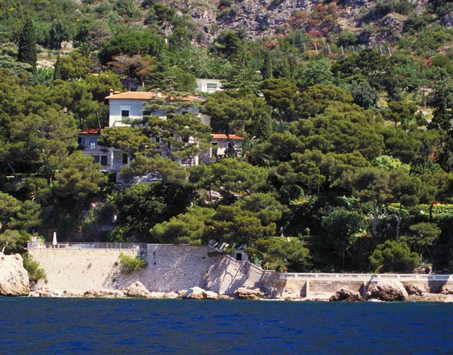 maison de villégiature dite Villa Fantasia, puis Villa Fal'Eze, actuellement Villa Longemer