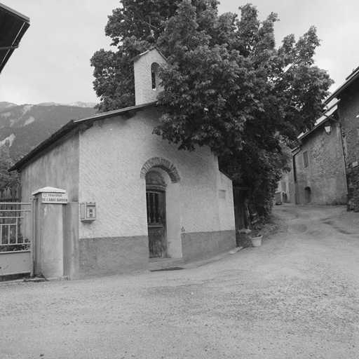 églises paroissiales, chapelles