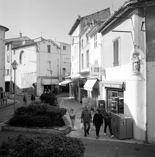 Rue de la République et début de la rue Lamartine.