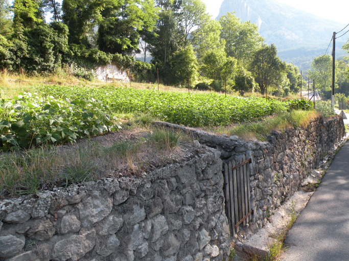 village de La Garde