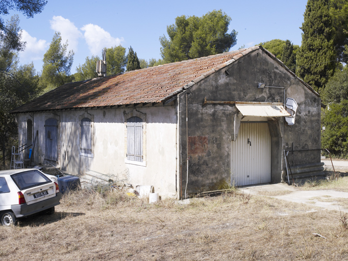 Bâtiment isolé de 1899.